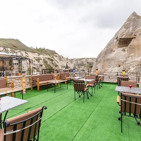 Arkelas Cave House Hotel