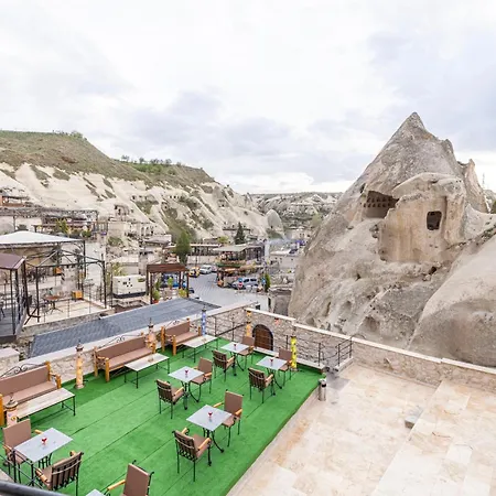 Arkelas Cave House Hotel *