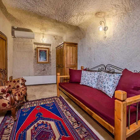 Arkelas Cave House Hotel