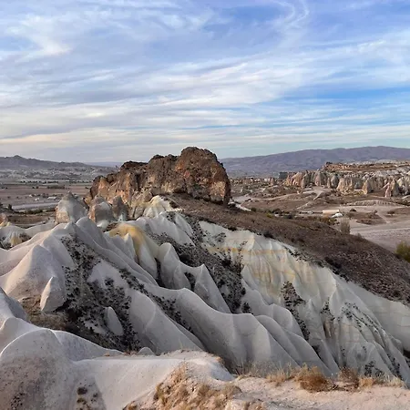 Arkelas Cave House Hotel *