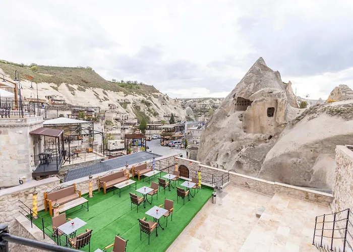 Arkelas Cave House Hotel *