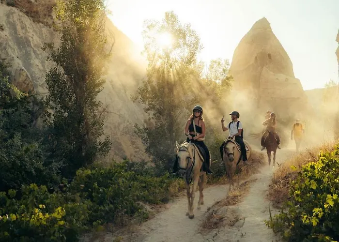 Arkelas Cave House *